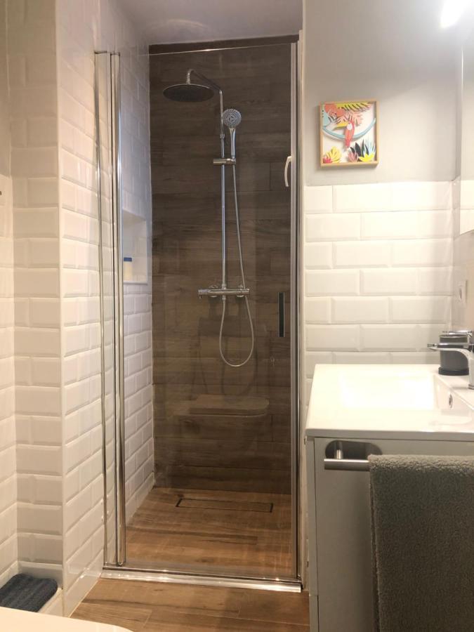 Charito 18 Apartment Cadiz Luaran gambar