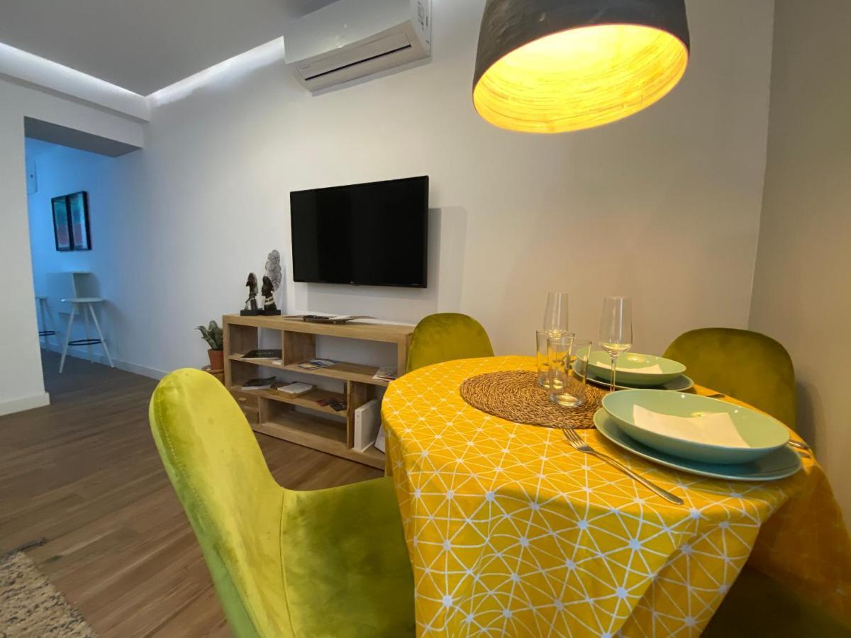 Charito 18 Apartment Cadiz Luaran gambar