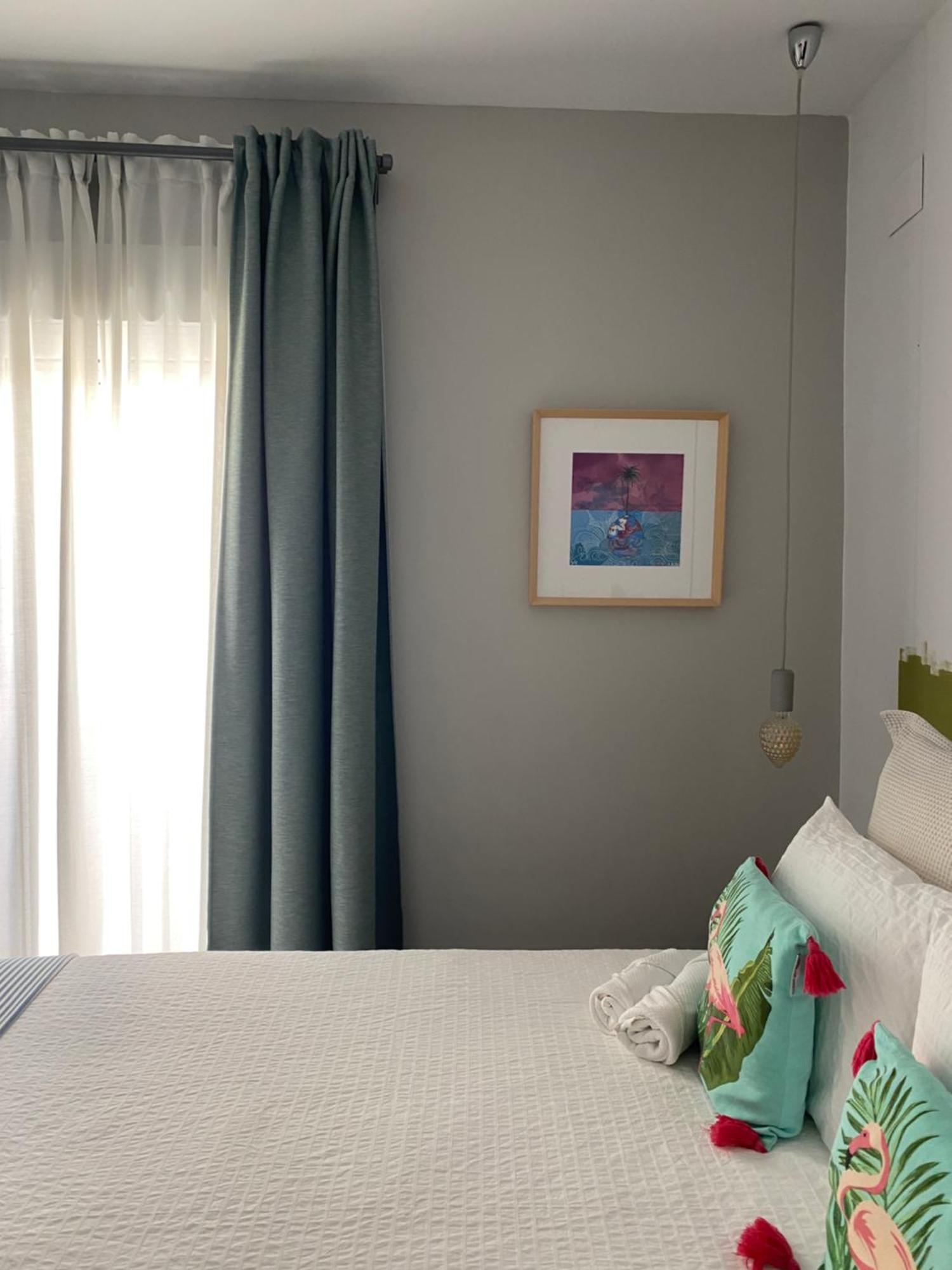 Charito 18 Apartment Cadiz Luaran gambar