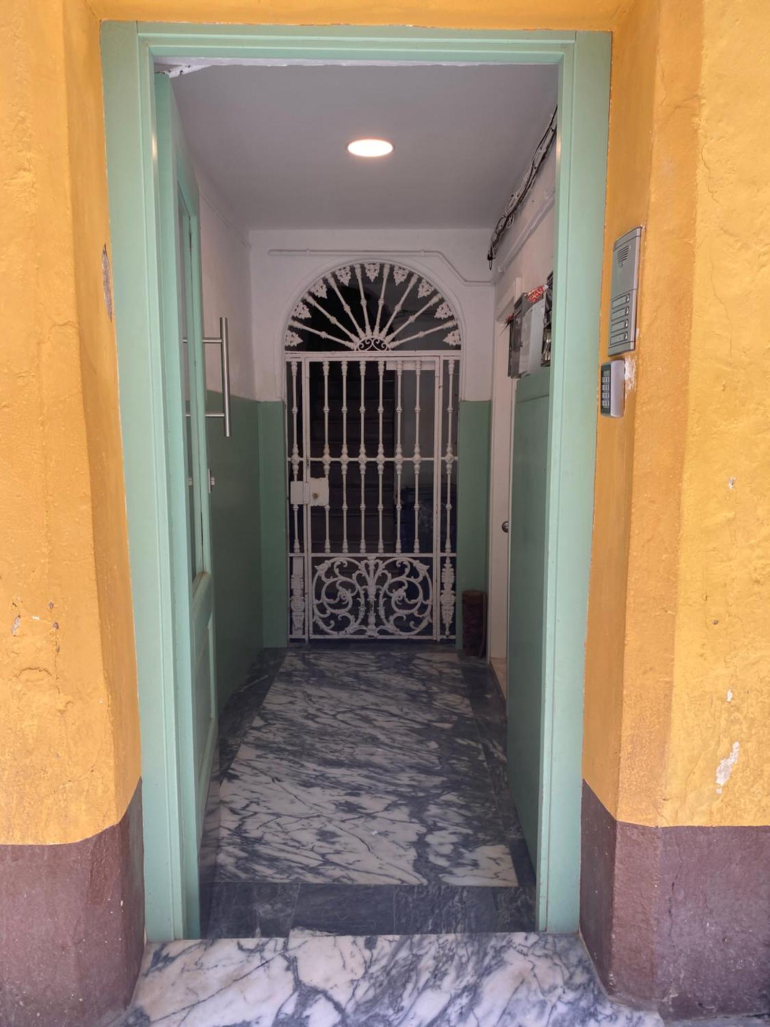 Charito 18 Apartment Cadiz Luaran gambar